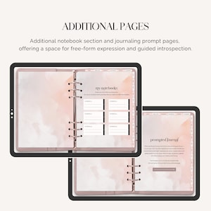 Puede incluir: Dos cuadernos de espiral abiertos con fondos de acuarela rosa. El cuaderno de la izquierda tiene el t&iacute;tulo "my notebooks" y el cuaderno de la derecha tiene el t&iacute;tulo "prompted journal".