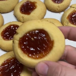 Shortbread with guava