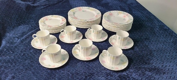 38 pc. - Vintage Mikasa Maxima Fine China "Silk Blossoms"