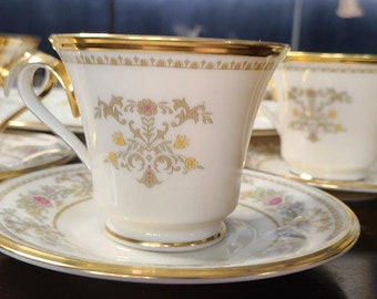79 pc Lenox Castle Garden China