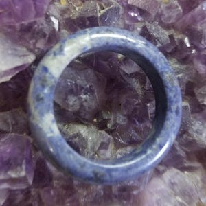 sodalite band style ring