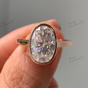 3 CT Oval Cut Solitaire Bezel Ring / Oval Bezel Engagement Ring / Oval Cut Bezel Wedding Ring / Oval Cut Diamond Simulated CZ Ring for her !