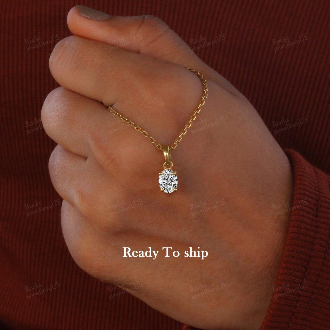ネックレス・ペンダント Glowing Drops Of Water Necklace Glowing Waterdrop 1.50 CT Oval Cut Solitaire Chain & Pendant