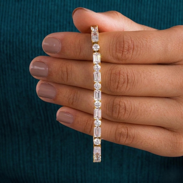 Alternating Emerald Round Moissanite Tennis Bracelet 18K White Gold