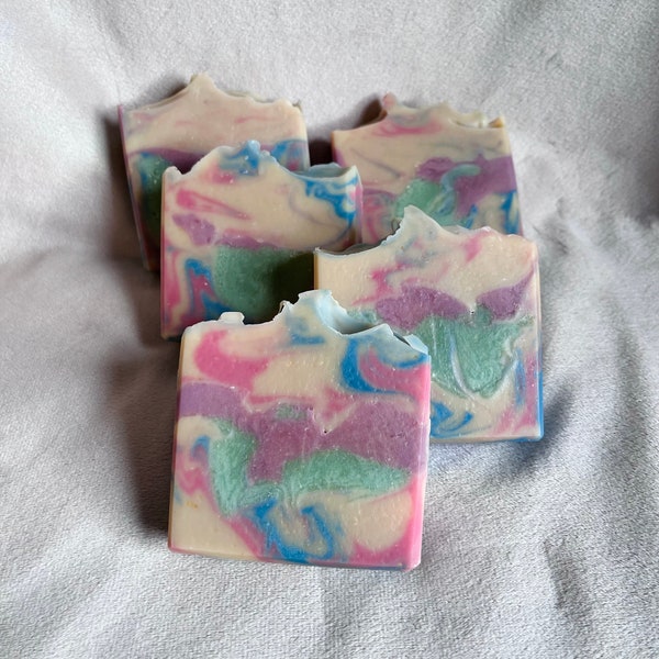 Sweet Pea- 5.5-6oz Handmade Goat Milk Soap