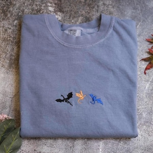 Comfort Colors Tiny Dragons Embroidered Fourth Wing Embroidered BookTok Bookish Gifts Dragon Basgiath War College Crewneck