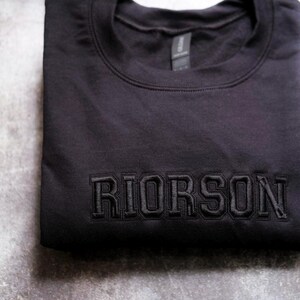 Sudadera bordada de Riorson, Xaddy, camiseta de Xaddy, camiseta de Xaden Riorson, suéter de lectura de Fourth Wing, regalo para amantes de los libros, camiseta de libros imagen 2