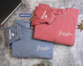 Embroidered Grandma Sweatshirt with Kids Names Christmas Gift for Nana Grandpa Auntie Mama Dad Family Matching Shirts