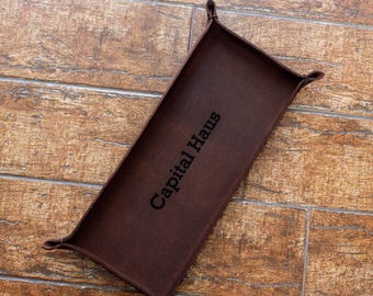 Spersonalizowana włoska skórzana długa taca, niestandardowy organizer na rzeczy parkingowe, organizer na biurko dla mężczyzn, dekoracja do przedpokoju