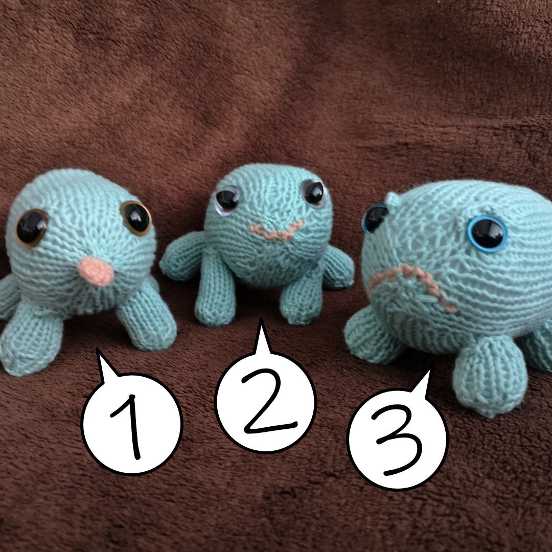 Hand knitted round frog - Blobfrog Knitted Buddy