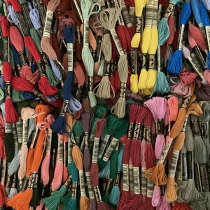 Assortimento 150 fili da ricamo per bracciale brasiliano & ricamo