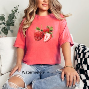 Comfort Colors  Strawberry Tshirt Vintage shirts  Strawberry Shirt Strawberry Gift For Fruit Lovers Retro Strawberries Tee fruit shirt Retro