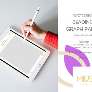 Puede incluir: Una tableta digital que muestra un patrón de cuadrícula, con una mano sosteniendo un lápiz óptico. El texto a la derecha dice "PEYOTE STITCH BEADING GRAPH PAPER" y detalla el tamaño de la hoja como 60 columnas / 17 cm y 126 filas / 22,5 cm. El logotipo de Milusi Jewelry está abajo.