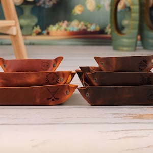 Decorative Desk Tray, Leather Valet Tray, Leather Office Tray for Him, Catch All Tray, Engraved Leather Tray,  Leather Tray for Him