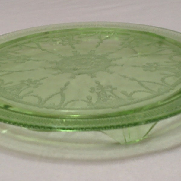 Vintage Green 10" Uranium Glass Footed Cake Plate - Anchor Hocking Cameo Ballerina