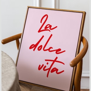 La Dolce Vita Art Print cartel de pared descarga digital instantánea carteles imprimibles de moda para la decoración del dormitorio de la cocina del dormitorio universitario estética rosa