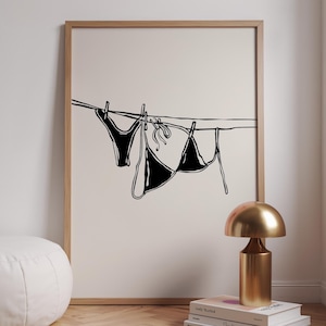 Impresión de bikini en tendedero, decoración de apartamentos universitarios, carteles de dormitorios costeros playeros, arte de pared de casas de playa de moda, estética preppy femenina