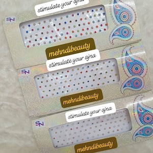 Multi Color  Gemstone Bindi for Festivals & Beauty - Ethnic Head Jewelry Adornments, Handcrafted Elegance that Shines.&#39;&#39;