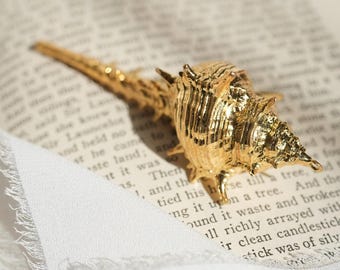 Gold Seashell Hair Pin: Bridal Mermaid Accessory