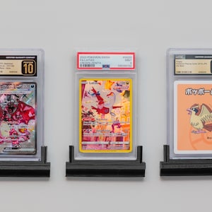 Gesorteerde wanddisplay: PSA CGC, TCG-kaartmontage