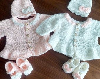 Baby girl Cardigan, hat and baby shoes set. Knitted baby cardigan and beanie