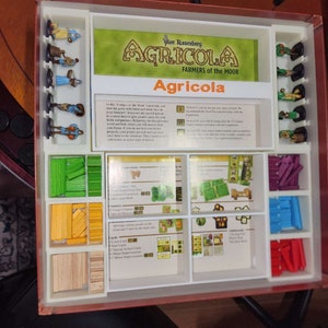 Board game organizer compatible with Agricola big box