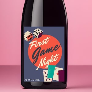 Druckbares ""Erste Spielabend"" Wein & Champagner Etikett, Verlobungsweinetikett, Hochzeitsgeschenk, Brautpartygeschenk, benutzerdefiniertes Hochzeitsweinetikett