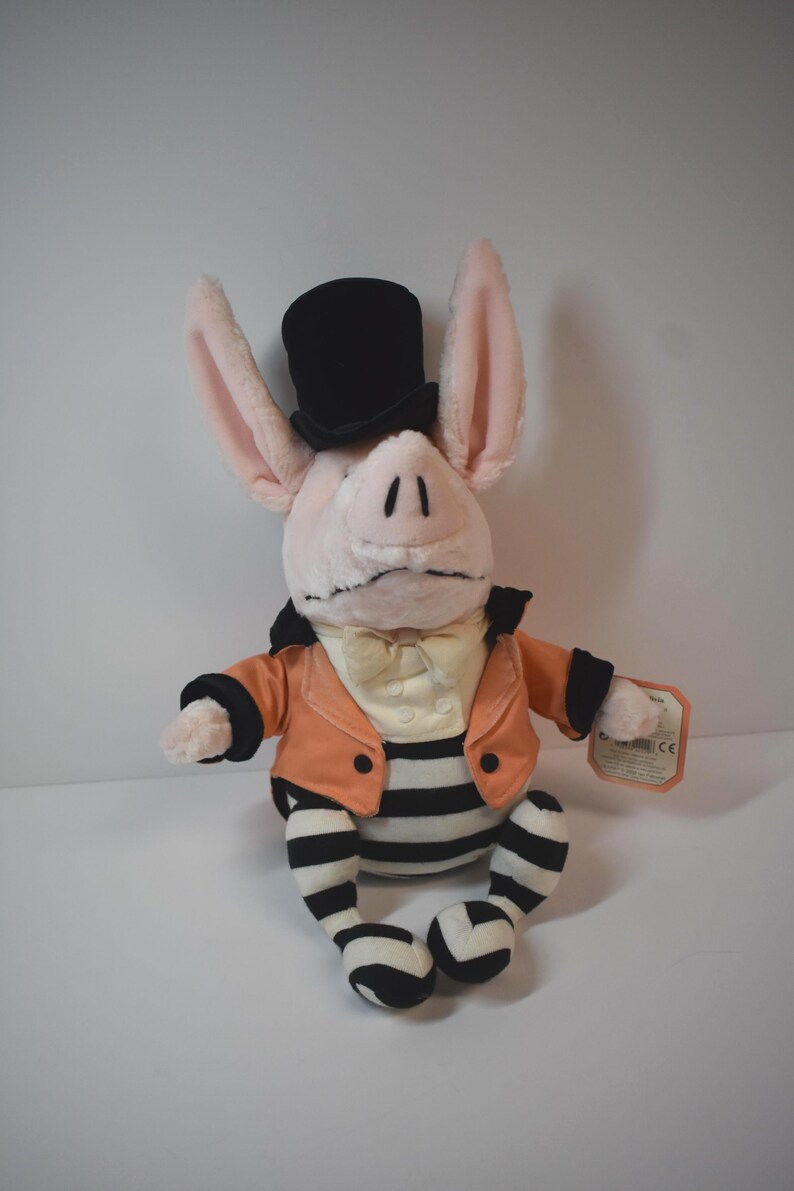Olivia the Pig "Ringmaster Saves the Circus" Gund Stuffed Animal #42229 New with Tags 2002