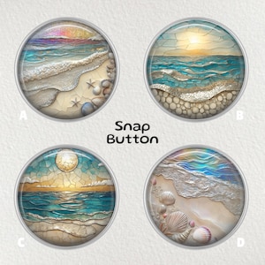 Puede incluir: Cuatro botones de presión redondos con diseños de playa. Cada botón presenta una escena oceánica diferente con olas, arena, conchas marinas y una puesta o salida de sol. El texto "Snap Button" está impreso debajo.
