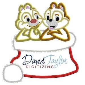Jul Chip och Dale tomtehatt applikation broderi design 5x7 6x10 Walt DisneyWorld Disneyland helgdag helgdagar MVMCP familj skjortor snö