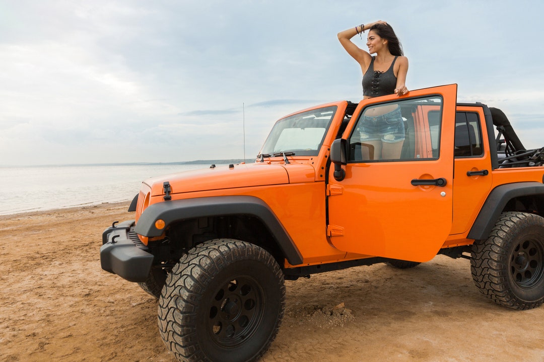 SSD 4WD Jeep Wrangler JK Soft Top Rear Window Rollup Strap for 2007