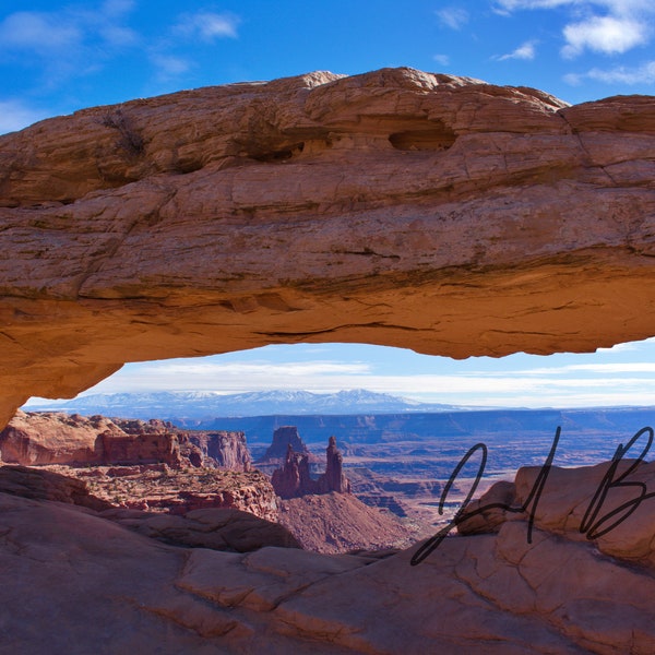 Mesa Arch Photo Canyonlands National Park Wall Art Downloadable Utah Photography Moab Photo Gift for Outdoorsy Western Décor Photograph