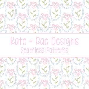 Peut inclure: Motif floral continu avec des cadres ovales contenant chacun une fleur rose avec des feuilles vertes et un nœud rose. Le texte "Kate + Rae Designs Seamless Patterns" est affiché en rose sur fond blanc.