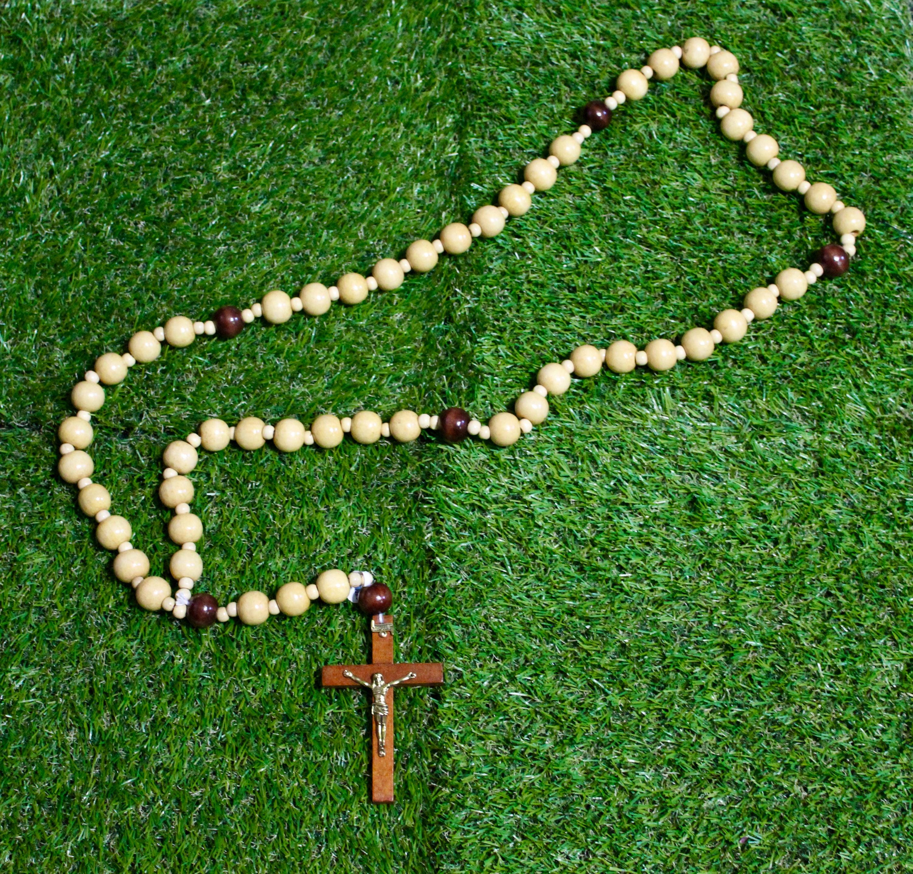ジャンボ木製ロザリオ – 35インチの大型カトリック木製ロザリオ