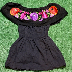 Black Mexican Off-Shoulder Blouse. Floral Embroidered Top. One Size (Fits Like Small). Puebla Blouse. Boho Fiesta Blusa. Floral Handmade Top