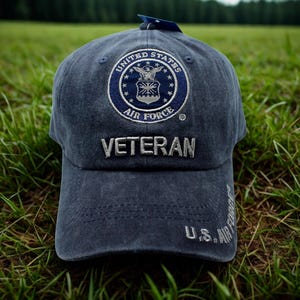 アメリカ海軍の帽子。刺繍入りのアメリカ海軍退役軍人用帽子。アメリカ