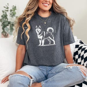 Siberian Husky Shirt, Dog Lover Shirt, Siberian Husky Lover, Dog Mom Shirt, Siberian Husky Mom, Dog Owner Shirt, Gift for Pet Lover
