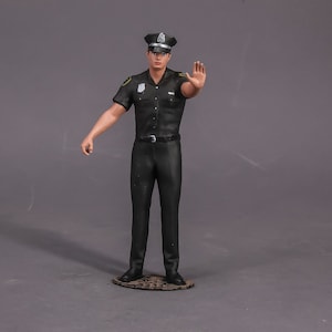 Scale Figure handpainted / Unpainted resin police man in 1/24 1/32 1/18 1/43