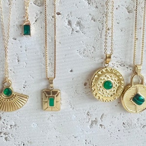 Green Vintage 14K Gold-Filled Necklace / Emerald Green Necklace / Italian Gold Necklace / Dainty Necklace / Trendy Necklace / Gold Necklace