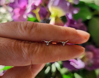 Mini longhorn studs silver
