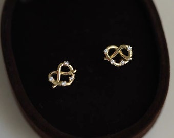 Delicate 9K Gold Pretzel Heart Cookie Stud Earrings - Zirconia, Secure & Comfortable Design. LPC6337