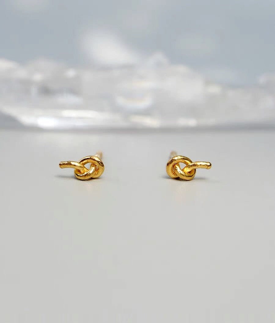 Pure 24k gold stud earrings clearance