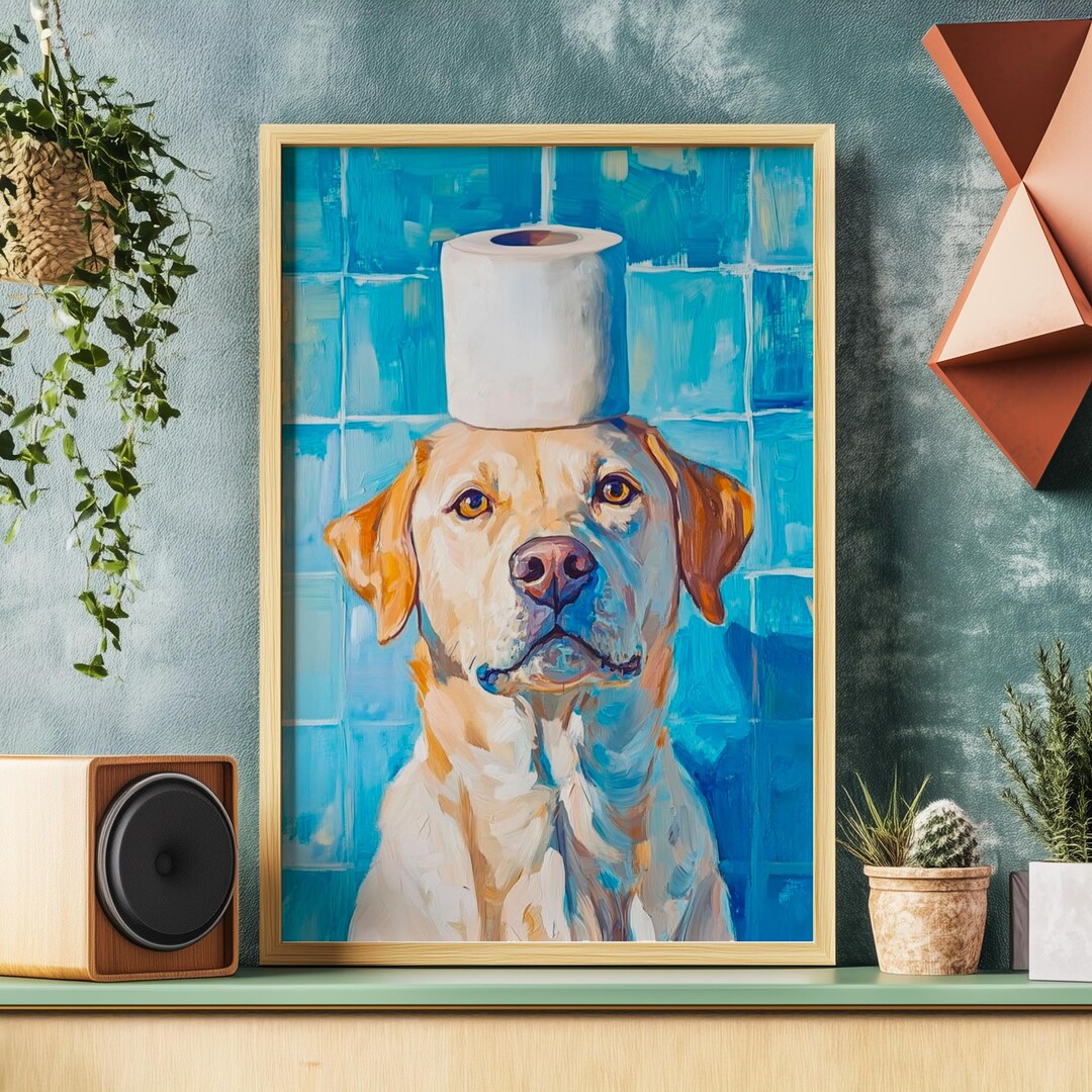 Toile Drôle Chien Labrador Jaune Au Téléphone Sur Toilettes - Art Mural Humoristique