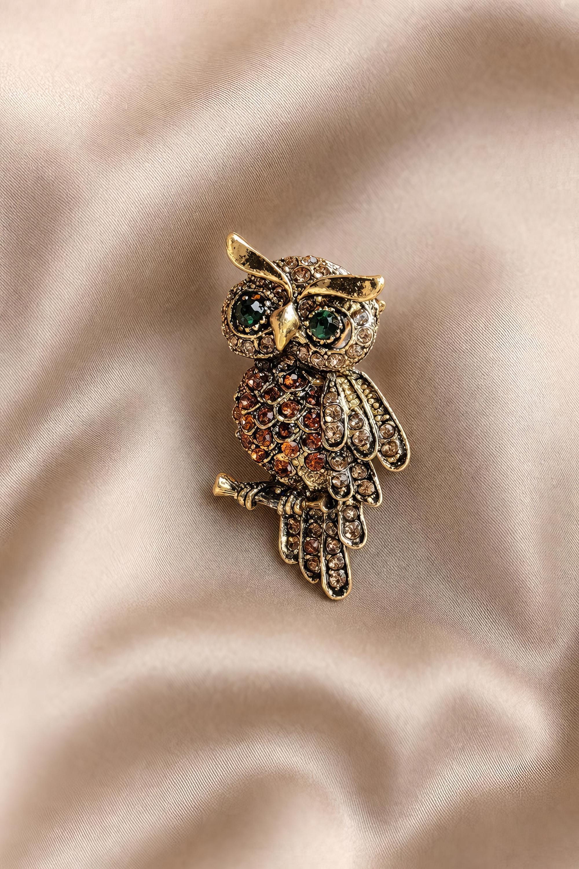 Owl Pin, Owl Brooch, Bird Lapel Pin, Decorative Jewellery Accessory, Gift for Owl Lovers