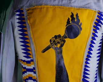 Zeta with African border and cuffs