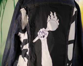 Zeta jacket with graffiti fabric border