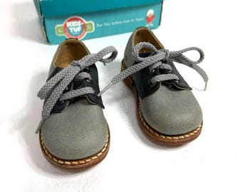 Buster Brown Vintage tweekleurige oxford kinderschoenen uniseks zadel maat 5D grijs zwart