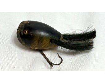 Vintage Creek Chub Fishing Lure Surface Dingbat Wood Glass Eyes