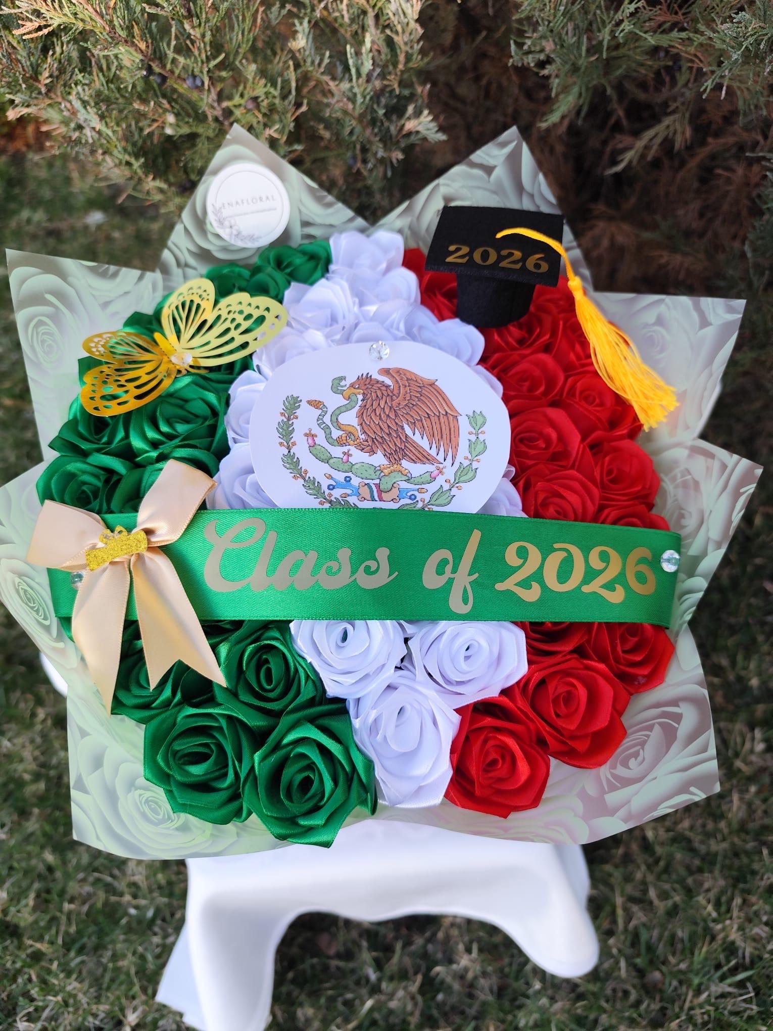 Mexican Flag Ramo Buchon, Graduation Bouquet, Patriotic Bouquet ...