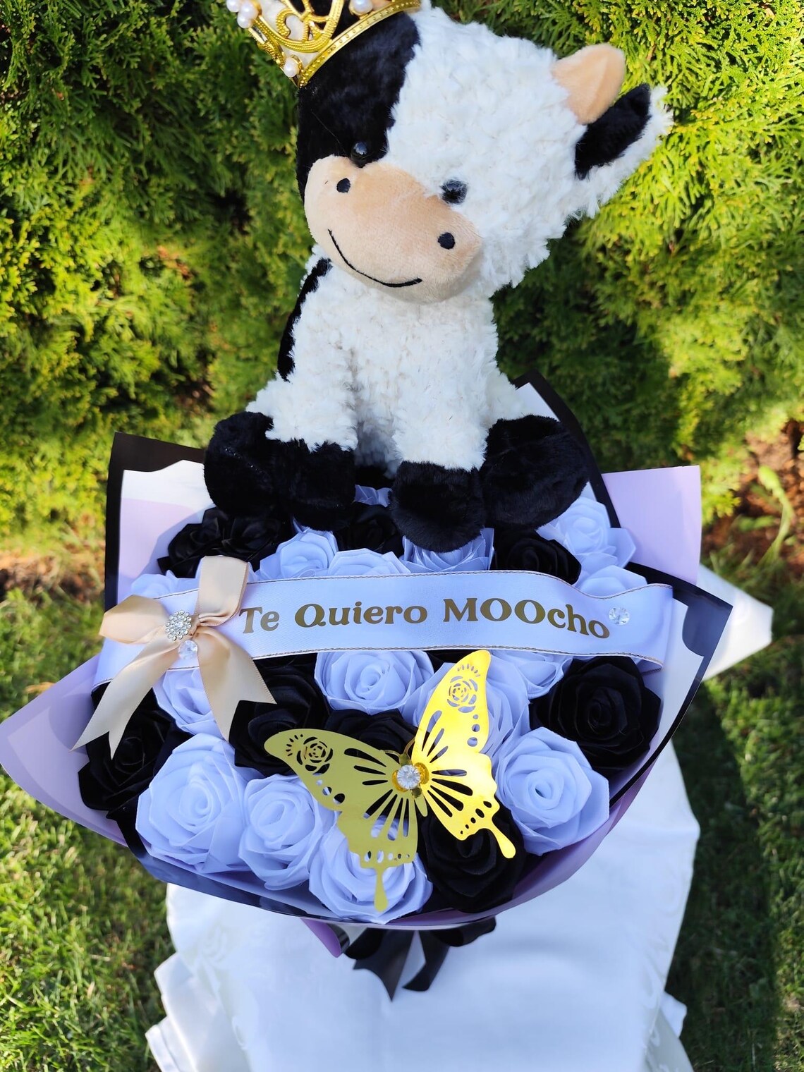 Cow Ribbon Ramo Vaquita Ramo Buchon, Cow Plushie Ramo Buchon, Eternal Rose Bouquet ...